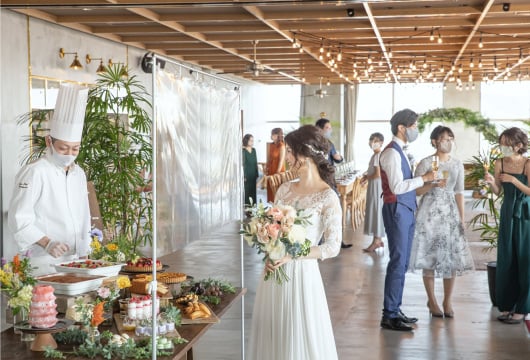 感染予防対策をした料理提供