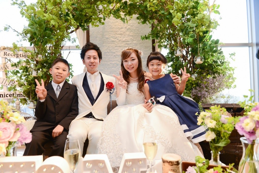 【BLOG】ゲストとの距離が縮まる高砂ソファ