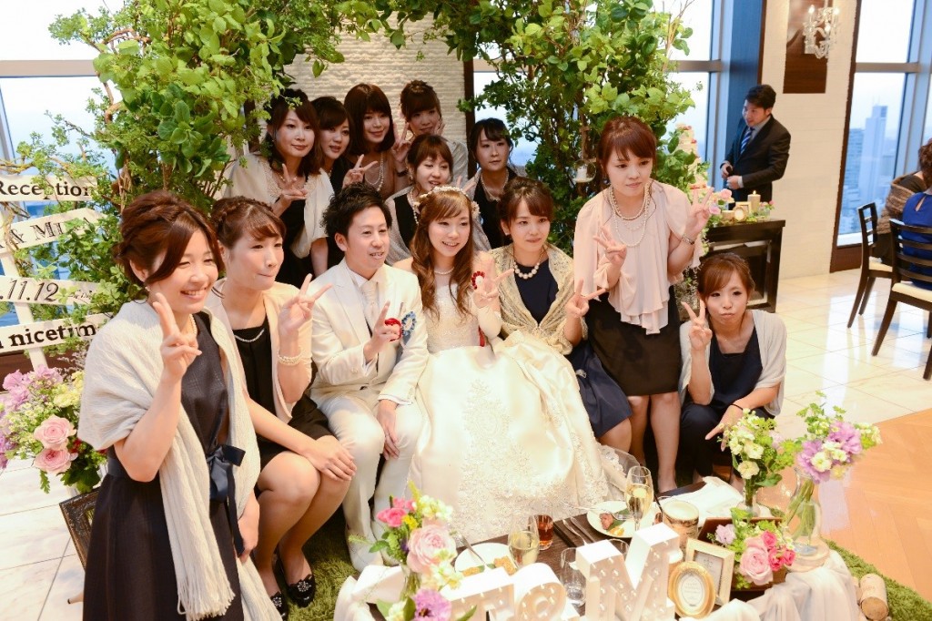 【BLOG】ゲストとの距離が縮まる高砂ソファ