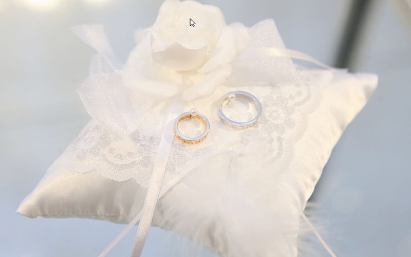 結婚式リングピローの種類と選ぶポイント！