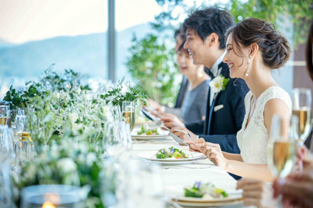 【6名～OK】駅近×1組貸切で叶う少人数婚20名86万～＆試食付